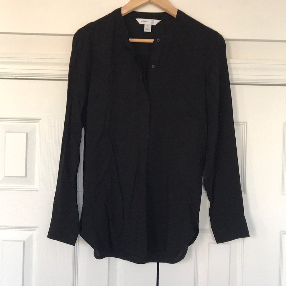 Black lightweight tunic